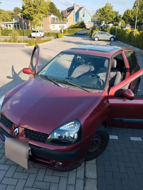 Rot Gebraucht 2002 Renault Clio II Kleinwagen | 400 € (Superpreis) - Bild 1/4