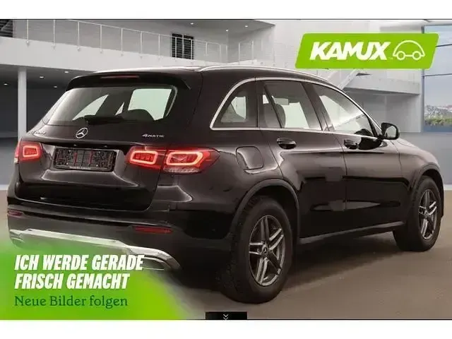 Gebraucht Mercedes GLC220 194 PS (142 kW) 2021 Schwarz/baltic black SUV