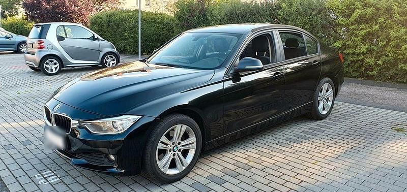 Gebraucht BMW 316 Performance 116 PS (85 kW) 2015 Schwarz Limousine