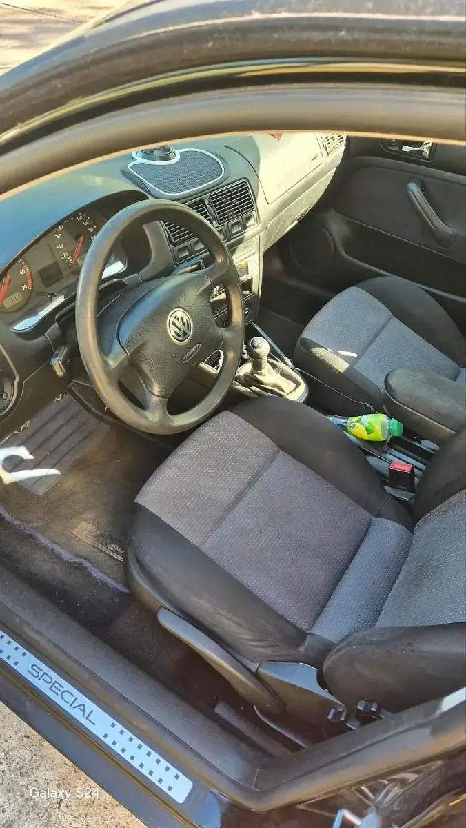 Używany VW Golf IV 75 KM (55 kW) 2002 Czarny Hatchback