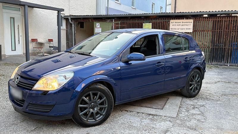 Gebraucht Opel Astra 101 PS (74 kW) 2005 Schwarz Limousine