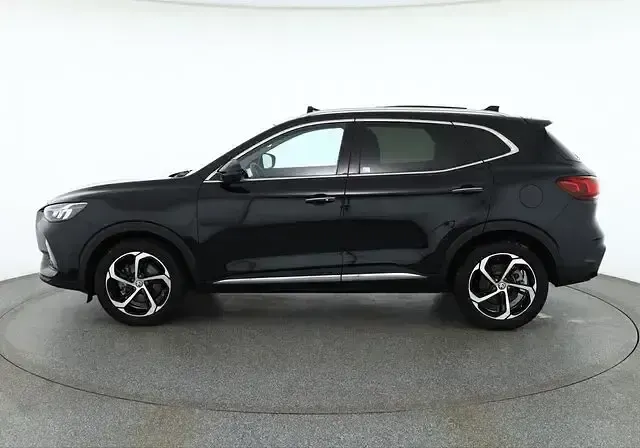 Używany MG HS Luxury 162 KM (119 kW) 2024 Czarny SUV