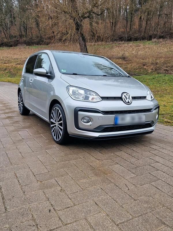 Gebraucht VW up! high up! 90 PS (66 kW) 2016 Grau Kleinwagen