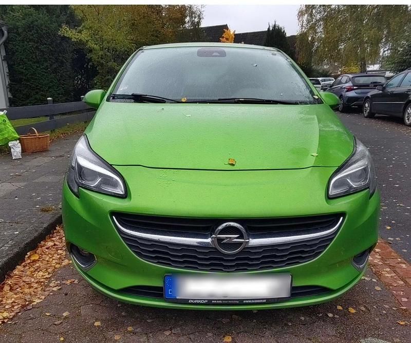 Grün Gebraucht 2015 Opel Corsa Kleinwagen | 4.999 € (Superpreis) - Bild 1/4