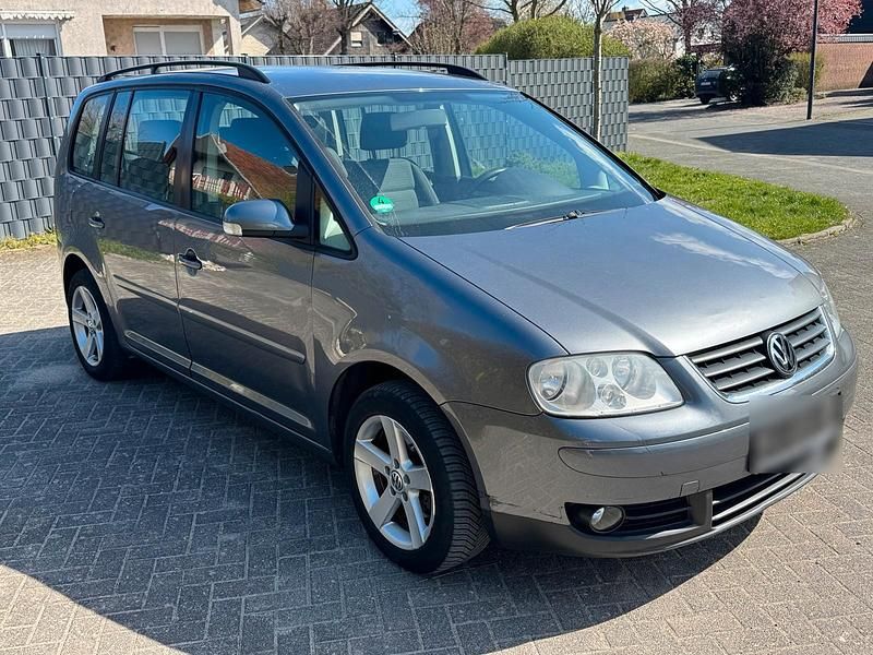 Gebraucht VW Touran 105 PS (77 kW) 2005 Grau Van / Kleinbus