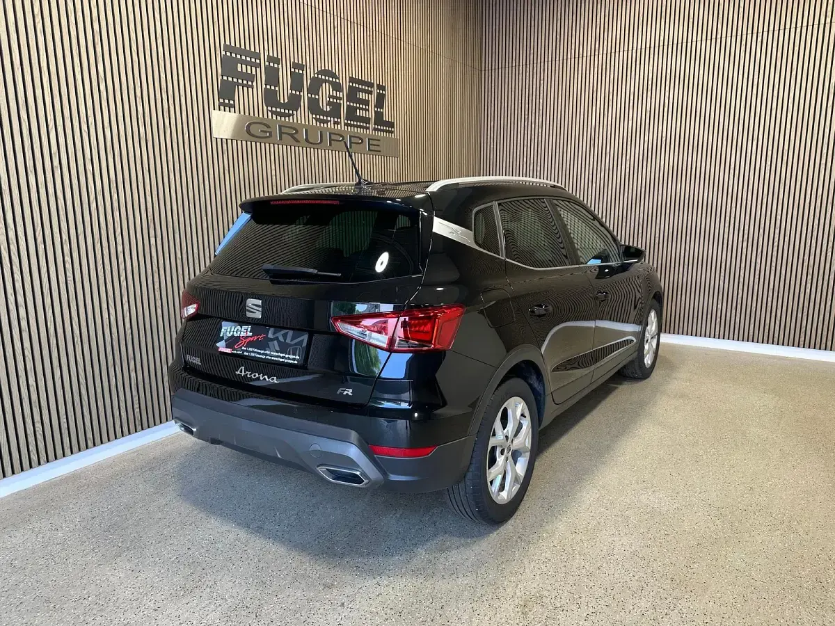Gebraucht Seat Arona FR-Line 95 PS (69 kW) 2025 Midnight schwarz metallic SUV