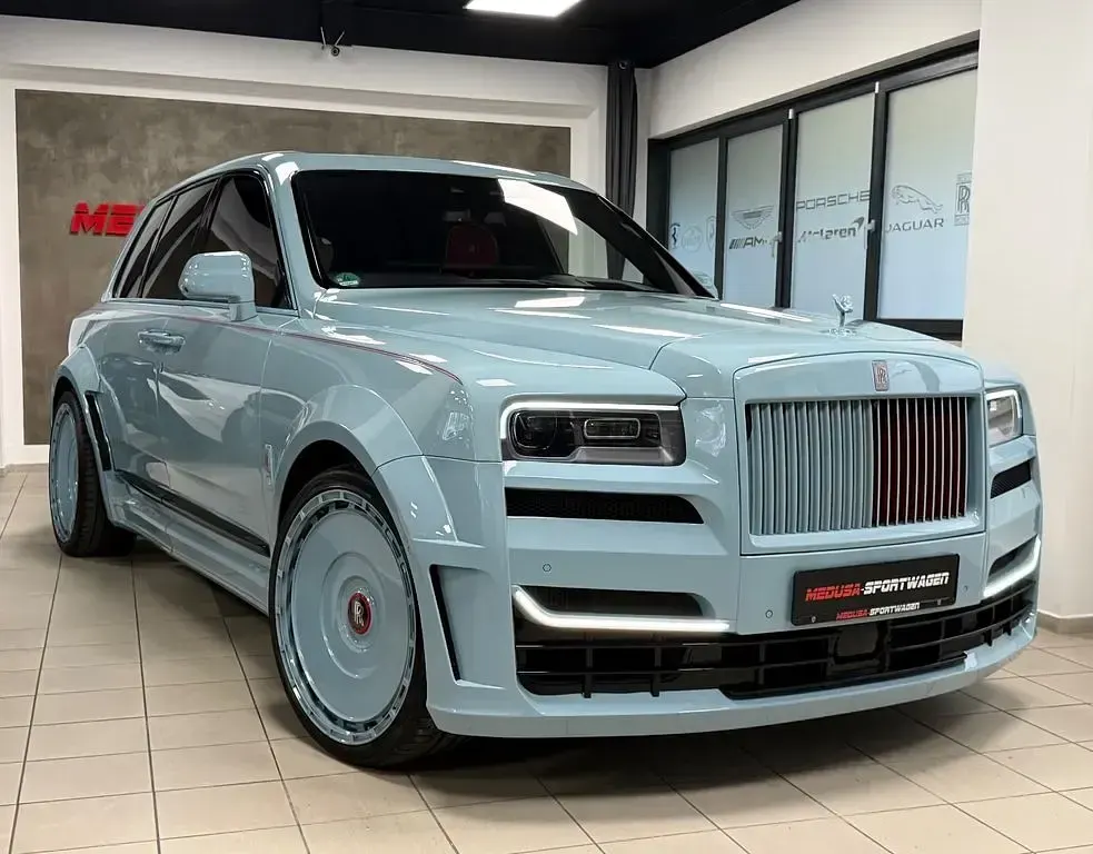 Gebraucht Rolls Royce Cullinan 571 PS (419 kW) 2023 Bespoke blue SUV