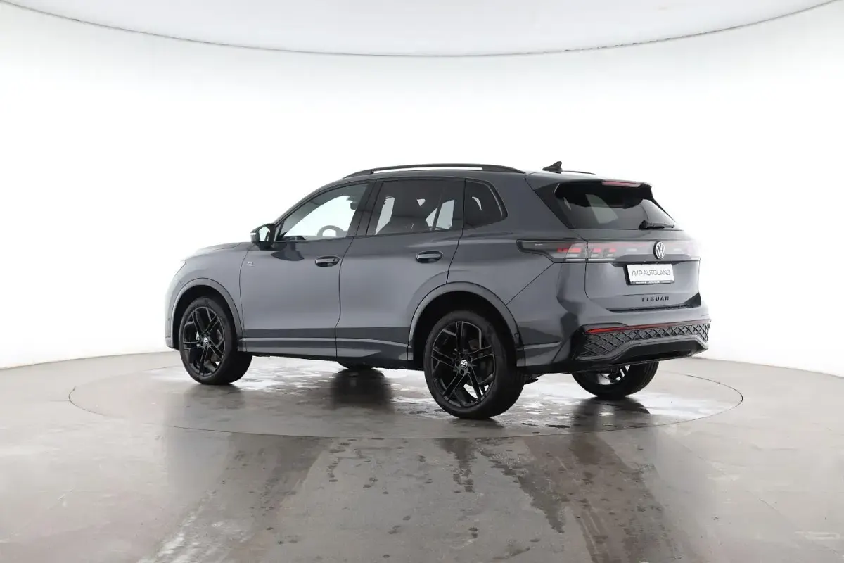 Gebraucht VW Tiguan Style 193 PS (141 kW) 2026 Delfingrau SUV