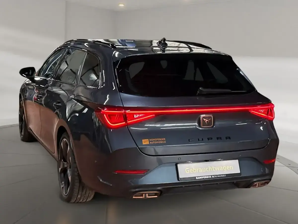 Usata Cupra Leon 204 CV (150 kW) 2023 Grigio Station wagon