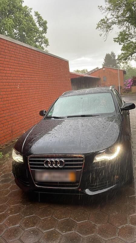 Schwarz Gebraucht 2010 Audi A4 S-Line Limousine | 6.299 € (Superpreis) - Bild 1/4