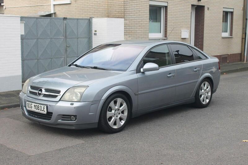 Silber Gebraucht 2005 Opel Vectra GTS Edition Limousine | 1.990 € (Teuer) - Bild 1/4