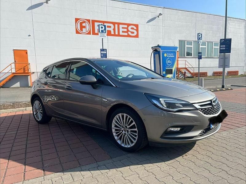 Gebraucht Opel Astra Innovation 125 PS (91 kW) 2016 Grau Limousine