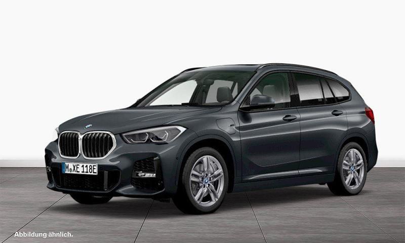 Mineralgrau Gebraucht 2021 BMW X1 M Sport SUV | 27.990 € (Fairer Preis) - Bild 1/3