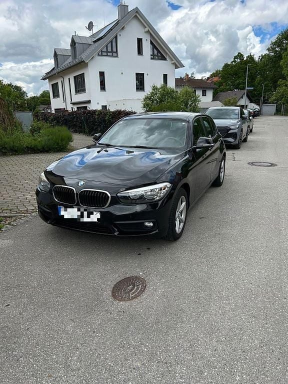 Gebraucht BMW 116 Advantage 116 PS (85 kW) 2015 Schwarz Kleinwagen