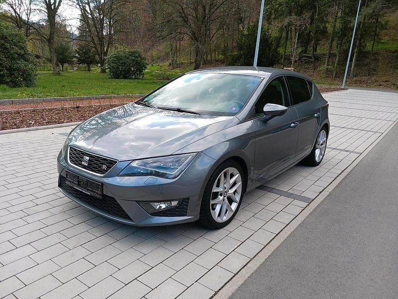 Second-hand Seat Leon FR 150 CP (110 kW) 2016 Gri Berlinǎ