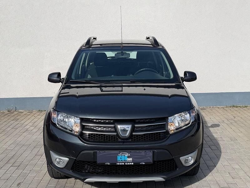 Gebraucht Dacia Sandero Stepway 90 PS (66 kW) 2016 Grau Kleinwagen