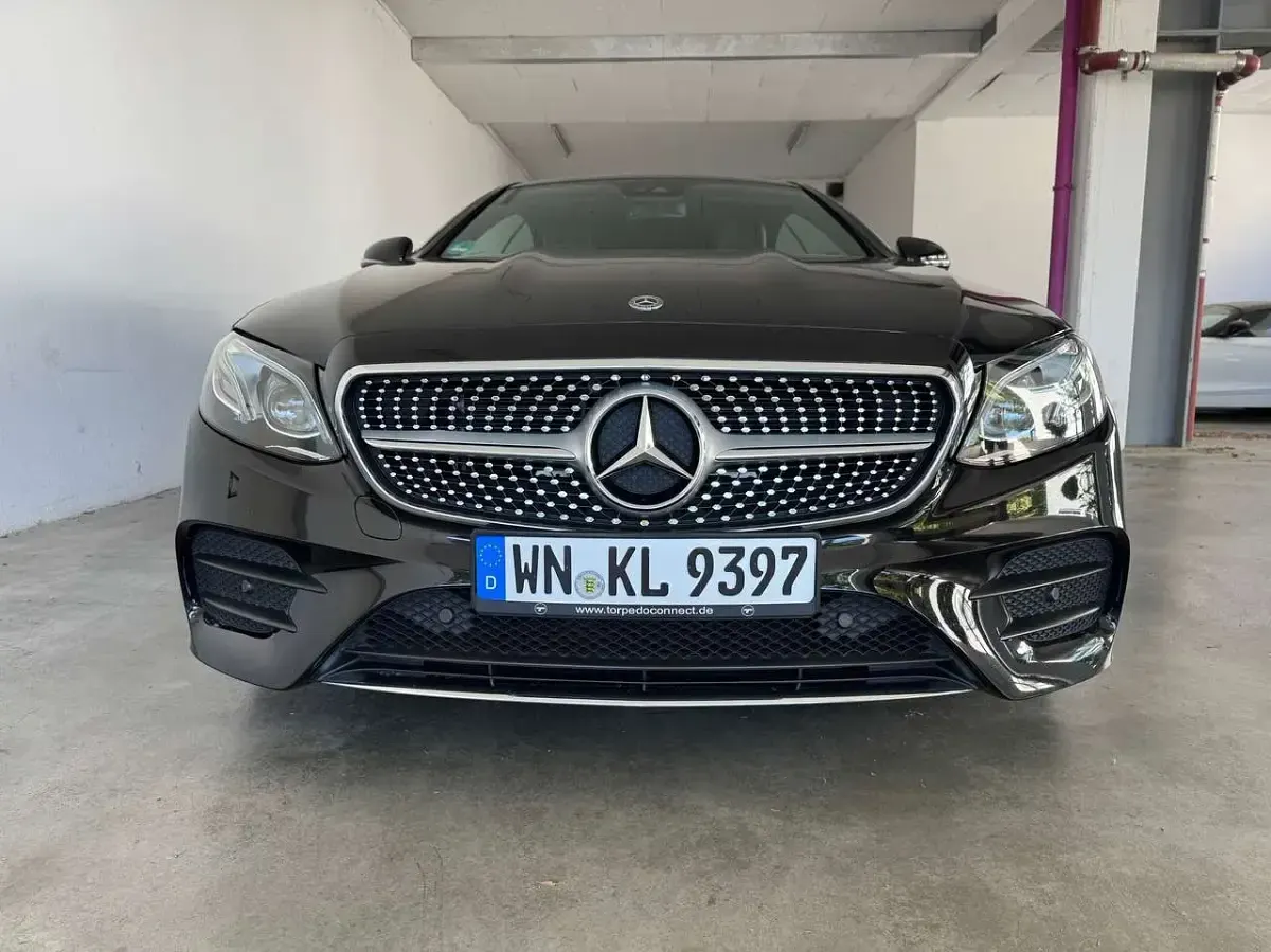 Gebraucht Mercedes E400 AMG 333 PS (244 kW) 2017 Obsidianschwarz  metalliclack Coupé