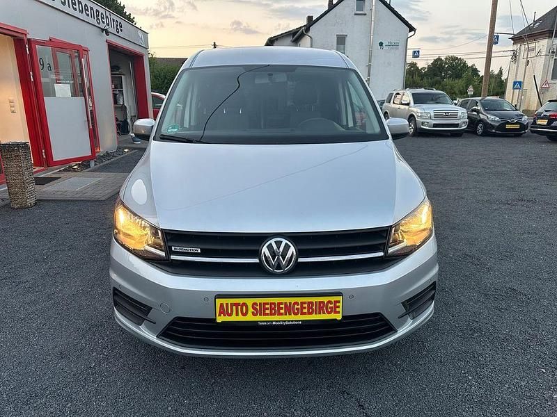 Silber Gebraucht 2020 VW Caddy Maxi Van / Kleinbus | 12.999 € (Guter Preis) - Bild 1/4