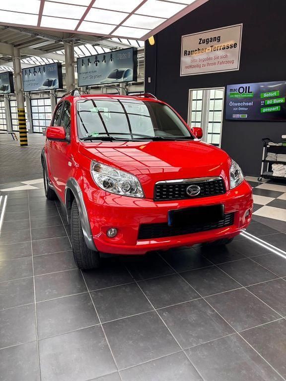 Gebraucht Daihatsu Terios 105 PS (77 kW) 2010 Rot SUV