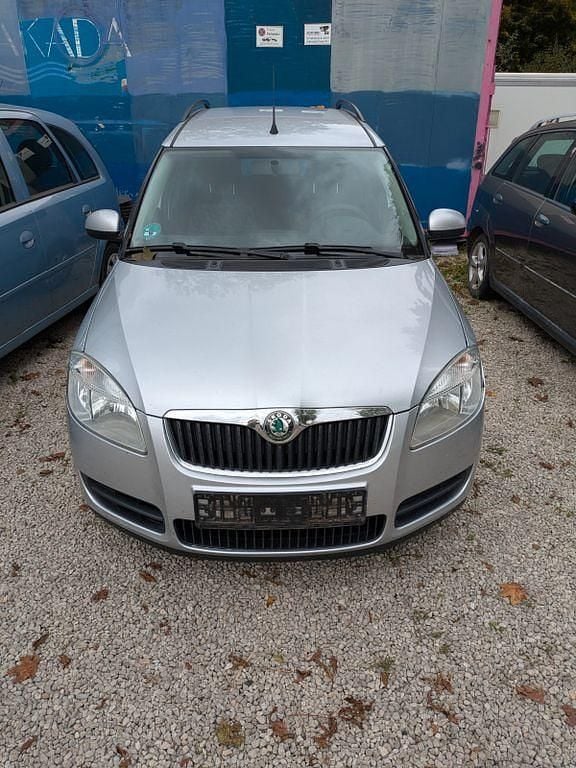 Silber Gebraucht 2008 Skoda Roomster Style Van / Kleinbus | 1.500 € (Fairer Preis) - Bild 1/4