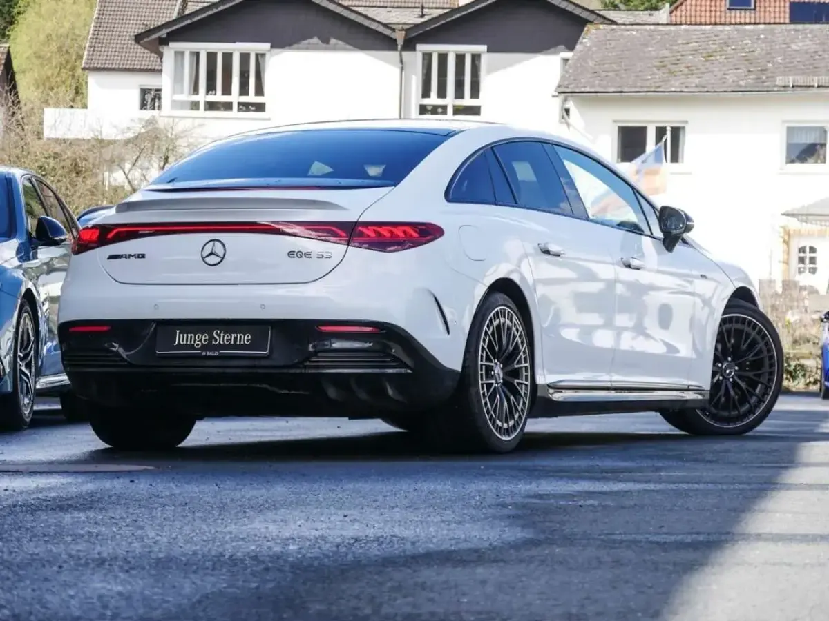 Gebraucht Mercedes EQE AMG 53 AMG 459 kW (625 PS) 2024 Weiss manufaktur lack manufakt Limousine