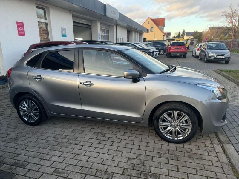 Grau Gebraucht 2016 Suzuki Baleno Kleinwagen | 14.299 € (Fairer Preis) - Bild 1/4