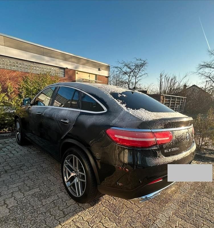 Schwarz Gebraucht 2019 Mercedes GLE350 Coupé | 38.000 € - Bild 1/4