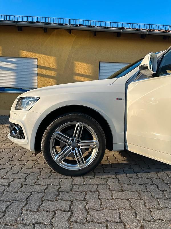 Gebraucht Audi Q5 S-Line 240 PS (176 kW) 2012 Weiß SUV