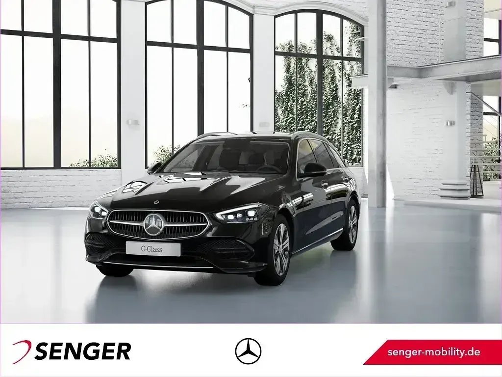 Gebraucht Mercedes C300e Avantgarde 204 PS (150 kW) 2023 Limousine