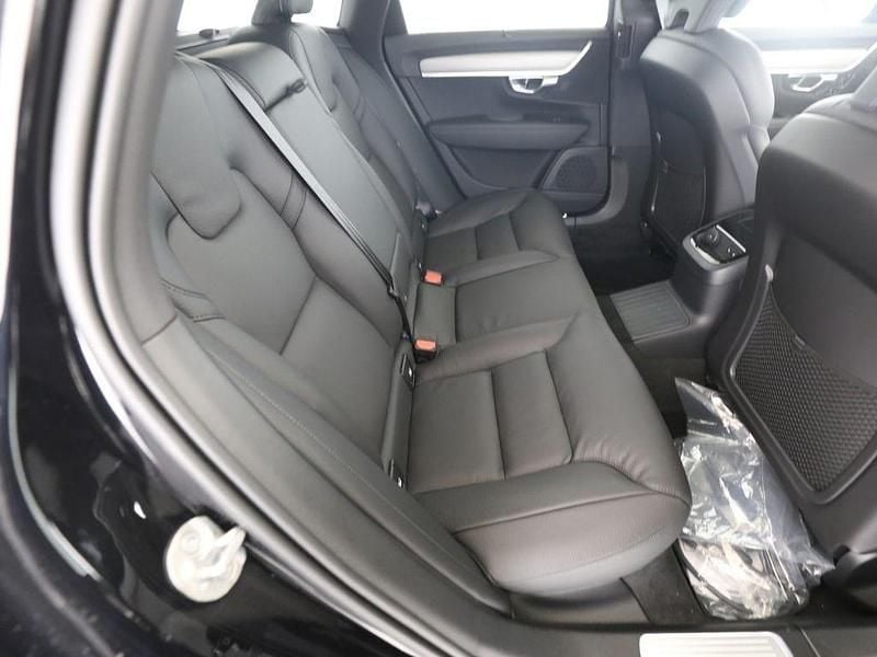 Gebraucht Volvo V90 Plus 398 PS (292 kW) 2025 Schwarz Kombi