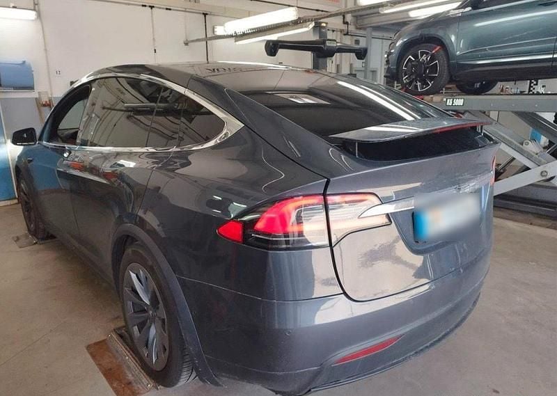Second-hand Tesla Model X 2020 Gri SUV