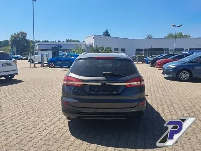 Gebraucht Ford Mondeo Titanium 165 PS (121 kW) 2018 Grau(metallic) Kombi