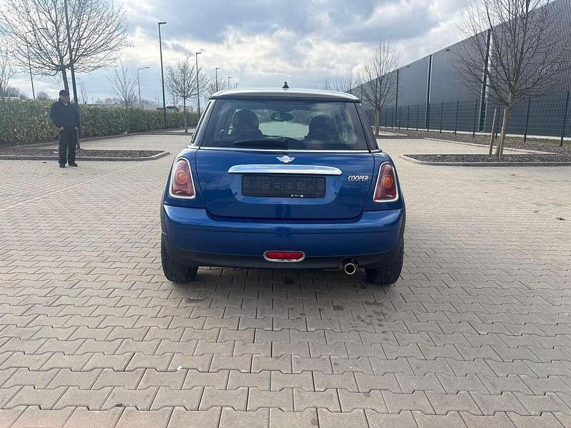 Gebraucht Mini Cooper 120 PS (88 kW) 2007 Lightning blue metallic Kleinwagen