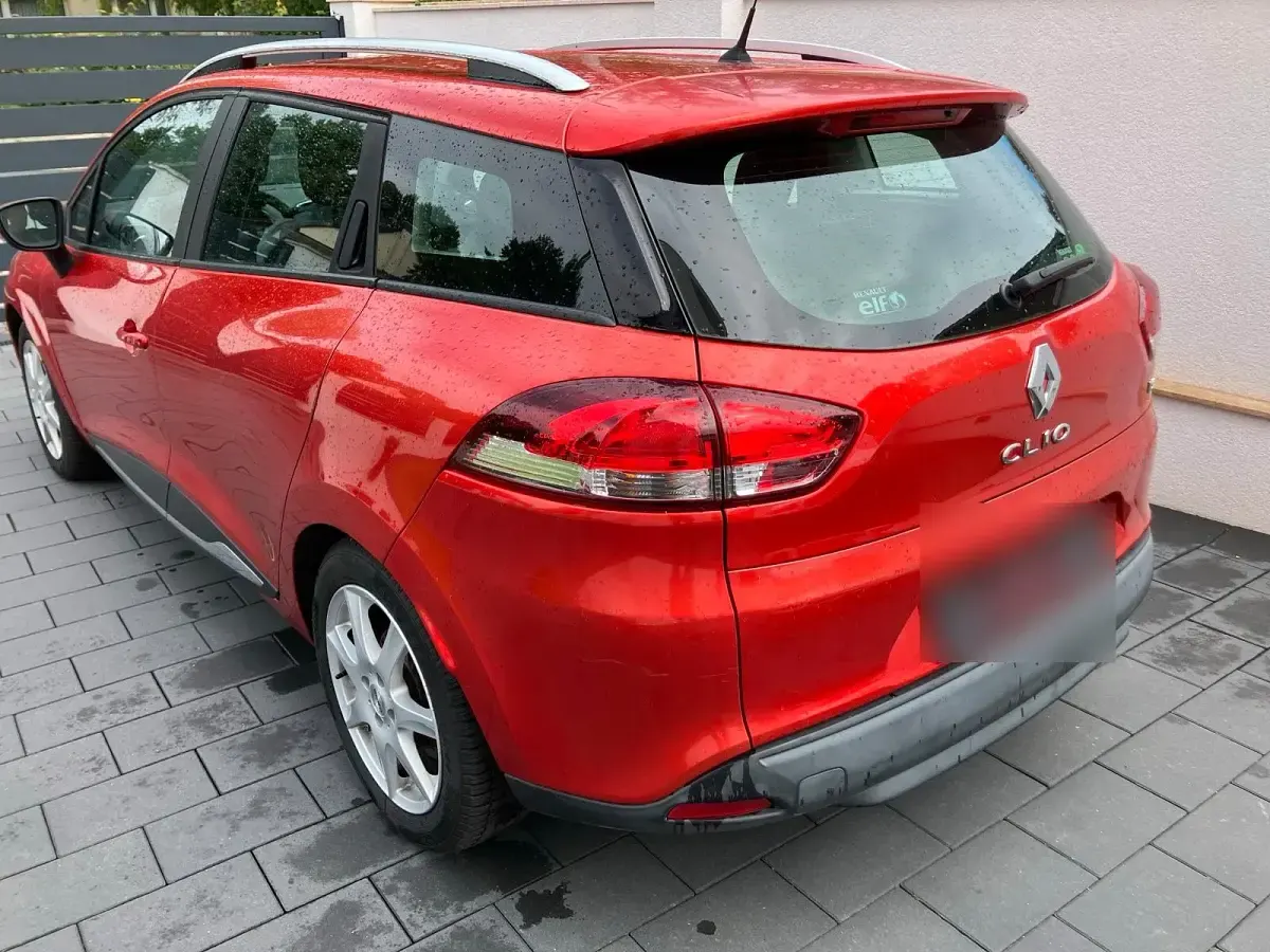 Gebraucht Renault Clio 90 PS (66 kW) 2015 Rot Kombi