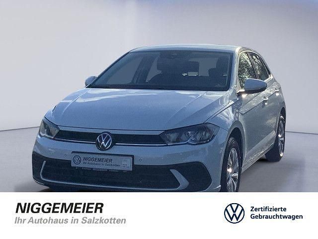 Weiß Neu 2025 VW Polo Life Limousine | 22.990 € (Etwas zu teuer) - Bild 1/4