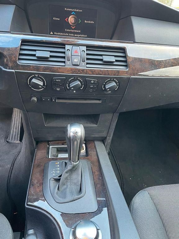 Blau Gebraucht 2004 BMW 525 Limousine | 4.600 € (Guter Preis) - Bild 1/4