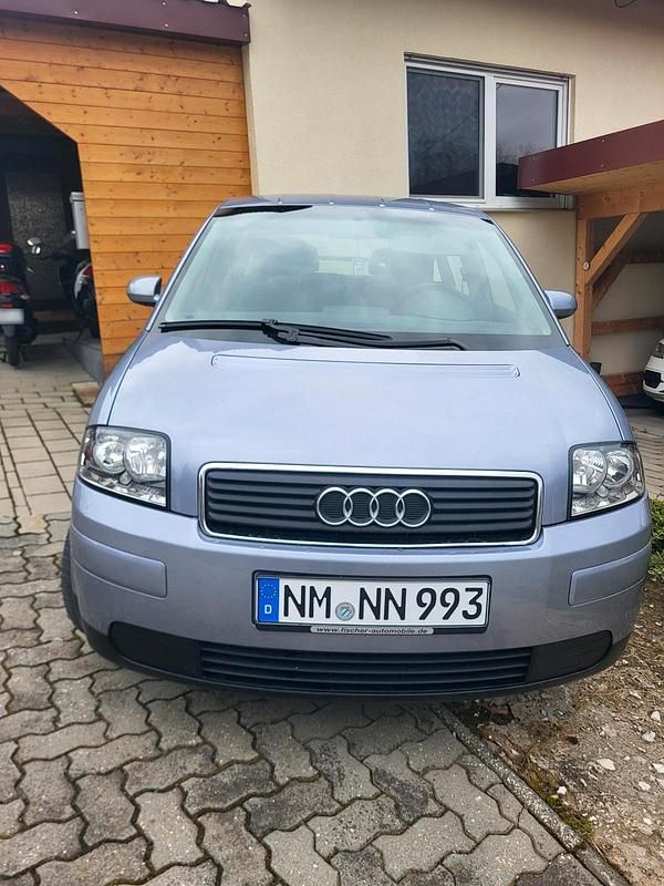Gebraucht Audi A2 90 PS (66 kW) 2005 Silber Kleinwagen