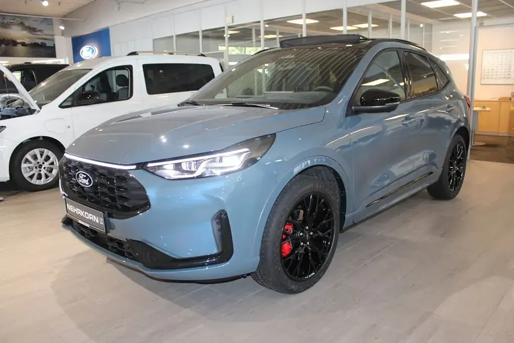 Neu Ford Kuga 179 PS (131 kW) 2026 Blau SUV