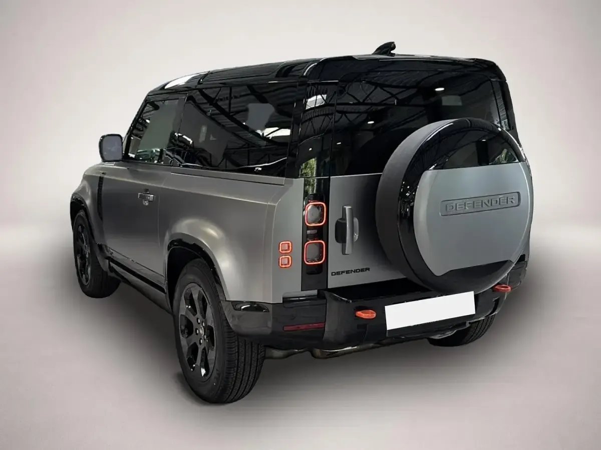 Gebraucht Land Rover Defender 400 PS (294 kW) 2023 Manufacturer SUV
