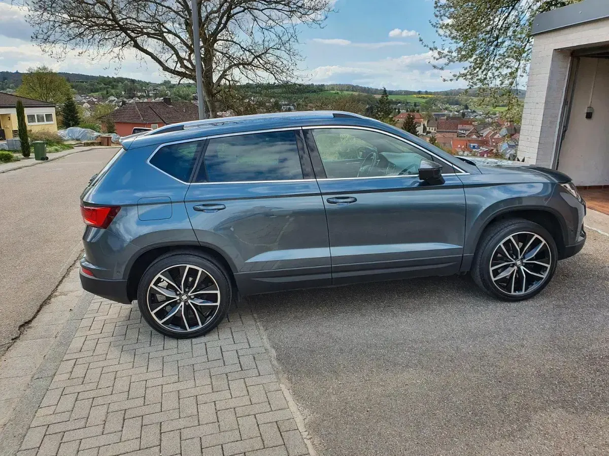 Usata Seat Ateca 4Drive 190 CV (139 kW) 2017 Grigio SUV