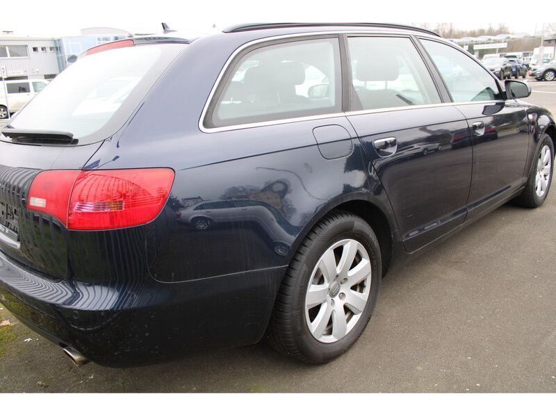 Gebraucht Audi A6 256 PS (188 kW) 2006 Blau Kombi