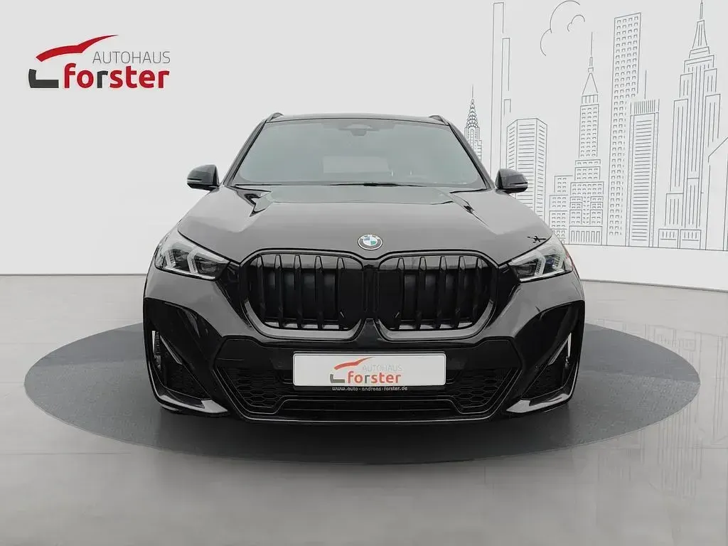 Gebraucht BMW X1 M Sport 197 PS (144 kW) 2024 Saphirschwarz SUV