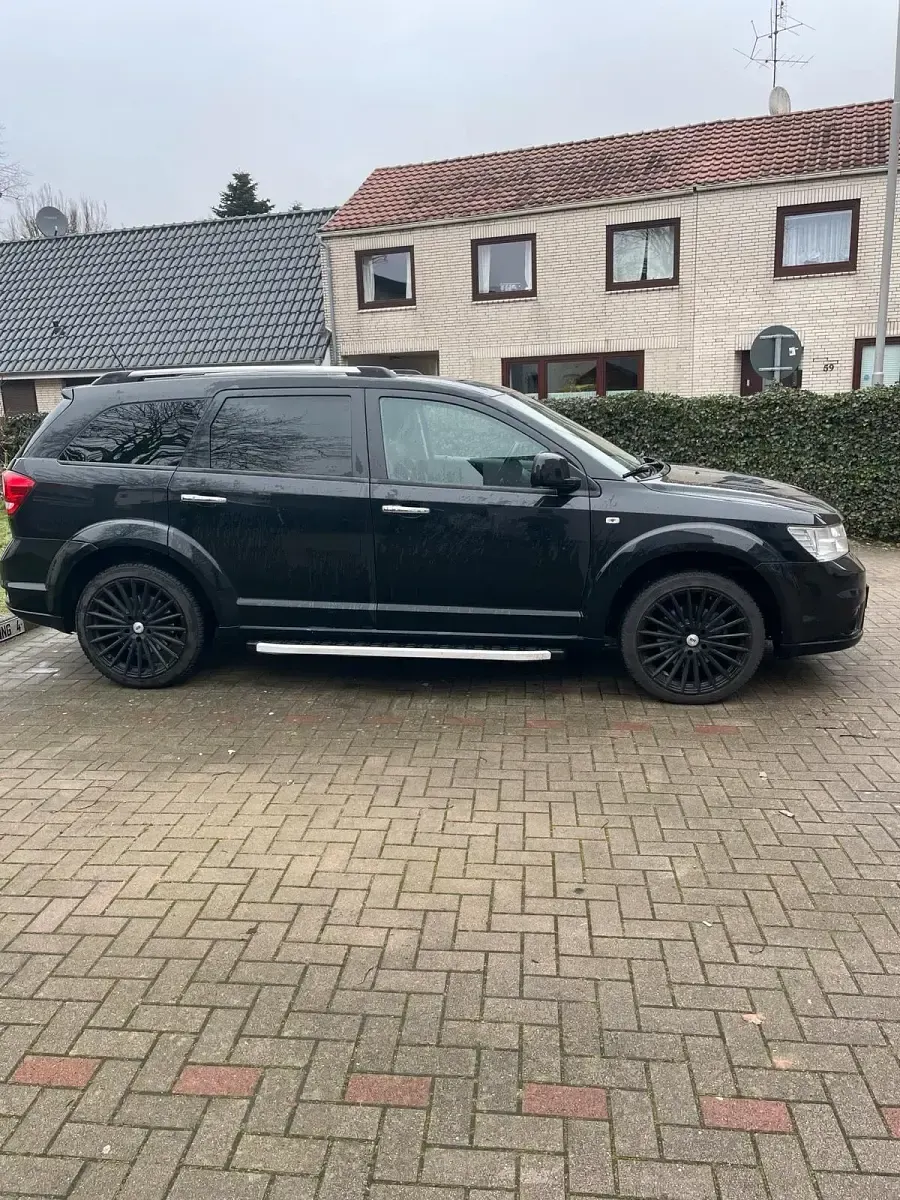 Gebraucht Fiat Freemont 170 PS (125 kW) 2015 Schwarz SUV