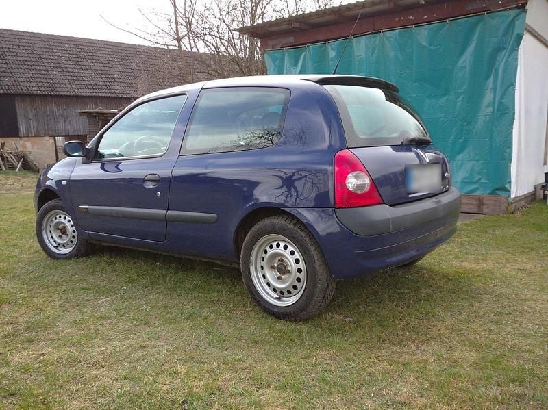 Gebraucht Renault Clio II 75 PS (55 kW) 2004 Blau Kleinwagen