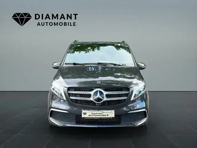 Gebraucht Mercedes V300 Avantgarde Edition 239 PS (175 kW) 2020 Grau Van / Kleinbus