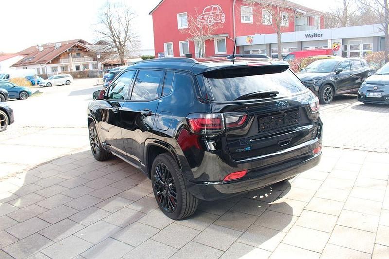 Gebraucht Jeep Compass 179 PS (131 kW) 2022 Schwarz SUV