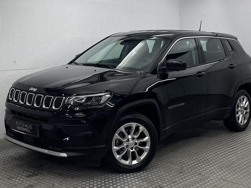 Gebraucht Jeep Compass 176 PS (129 kW) 2024 Schwarz SUV