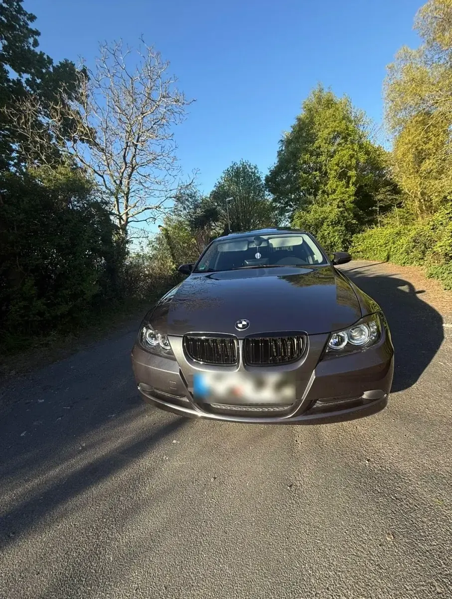 Gebraucht BMW 318 129 PS (94 kW) 2005 Andere farben Limousine