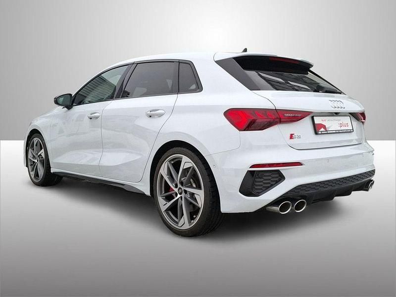 Gebraucht Audi S3 Ambiente 310 PS (228 kW) 2021 Gletscherweiß metallic Limousine