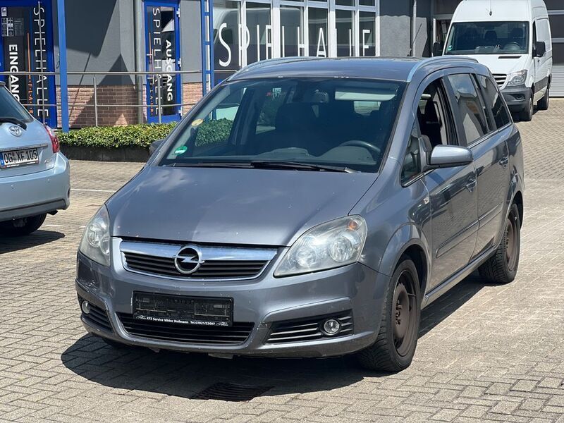 Other Gebraucht 2007 Opel Zafira Catch Me Van / Kleinbus | 999 € (Guter Preis) - Bild 1/4